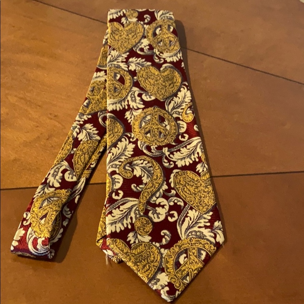 Moschino tie